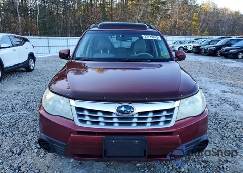 2012 Subaru Forester 2.5X Premium z USA, uszkodzony, nr VIN JF2SHADC7CH412256